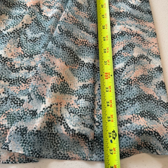 REISS Somerset Printed Dress Soft Green 8 - Picture 13 of 16